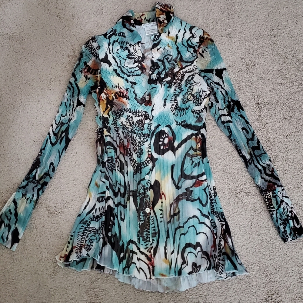 Trade? Crinkle top. S